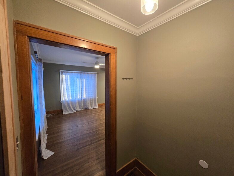 front entry - 1019 Widdicomb Ave NW