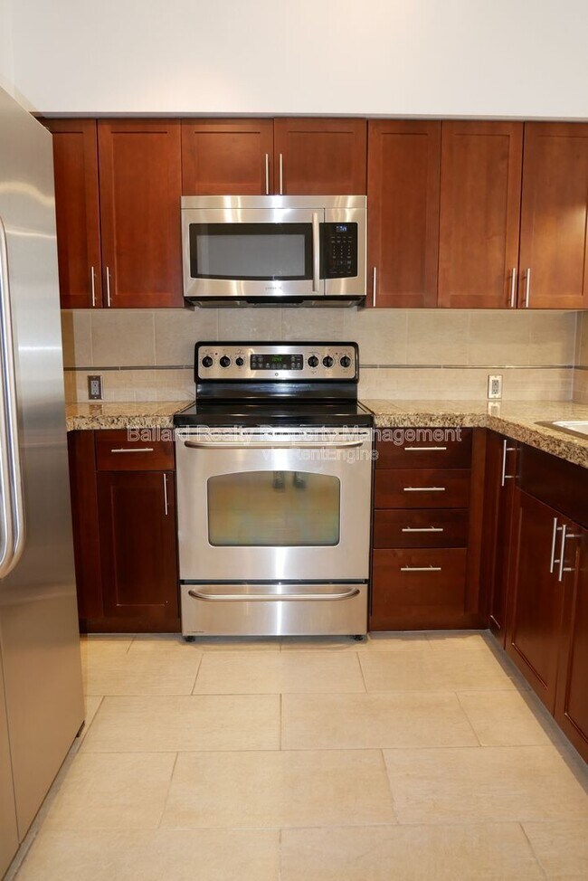 Building Photo - 5440 Leary Ave NW