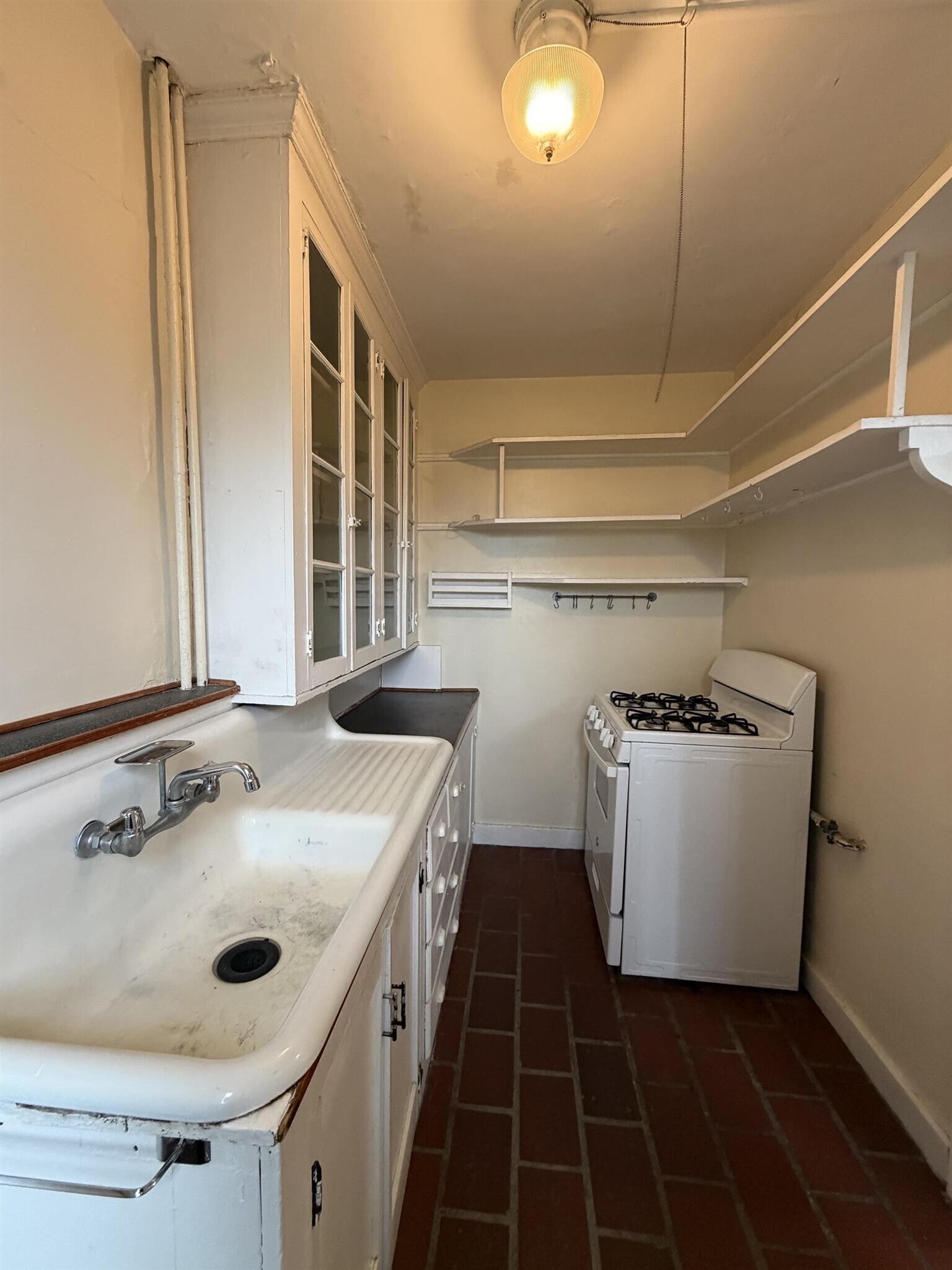 Building Photo - 7 Craigie Cir