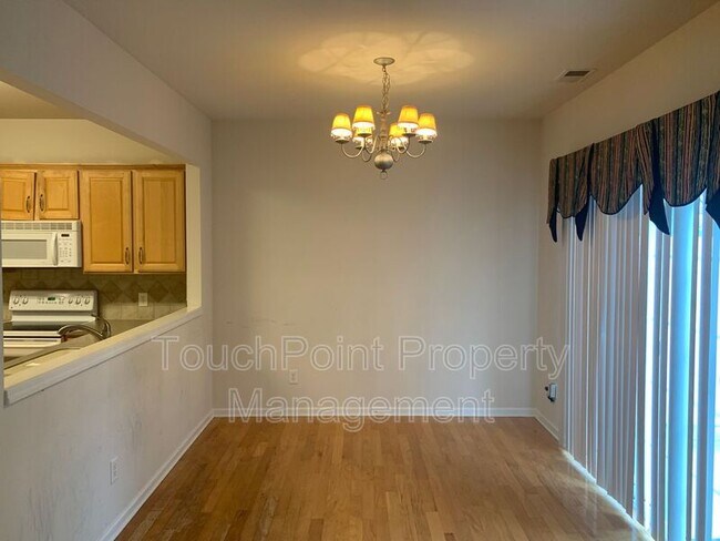 Building Photo - 9043 Mcalwaine Preserve Ave