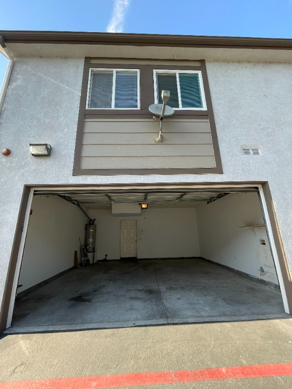 Building Photo - 1555 Orange Ave