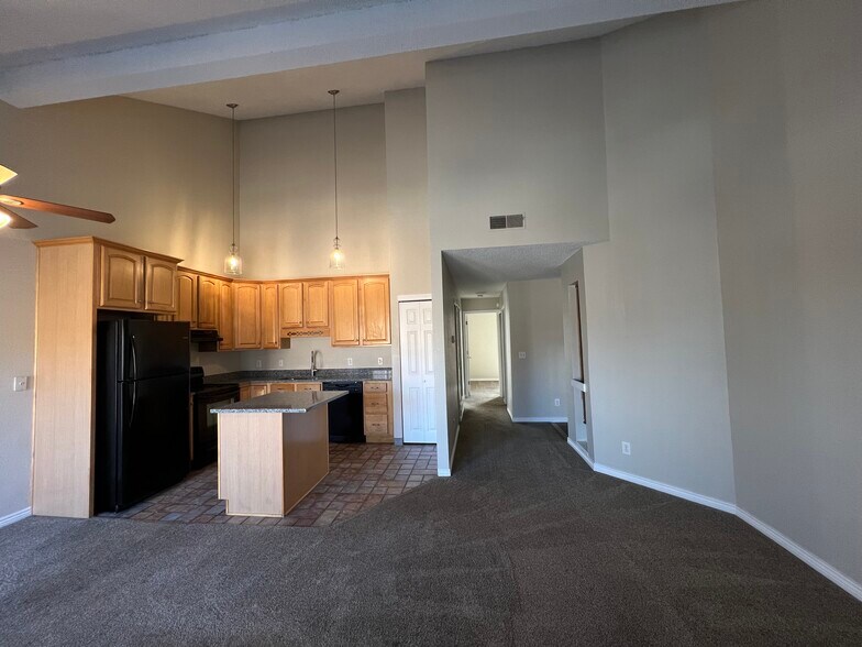 Building Photo - 12356 W Nevada Pl