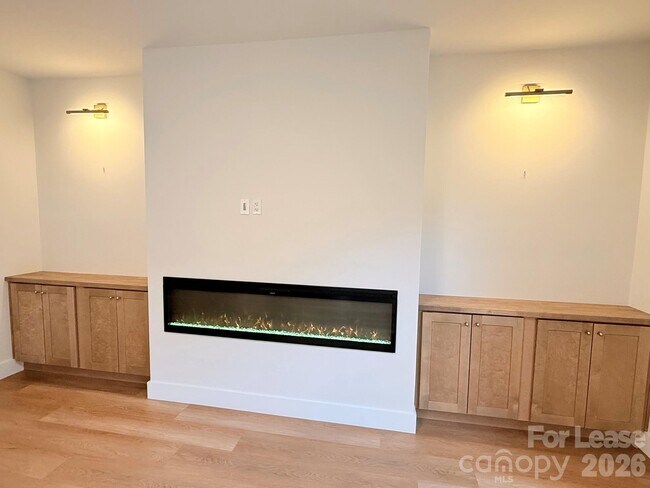 Building Photo - 5707 Verducci Ln