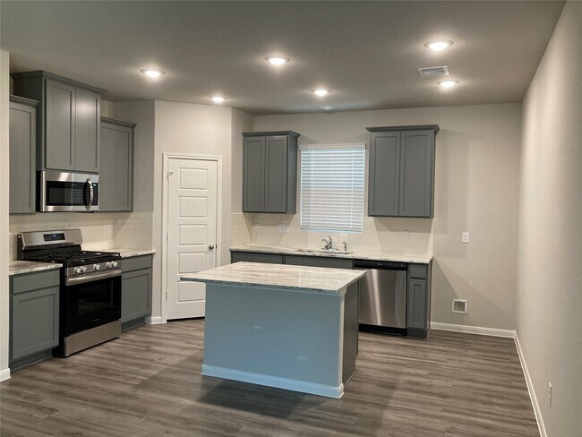 Building Photo - 22826 Ephesus Ave