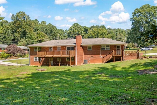 Building Photo - 4083 Cedar Knoll Dr