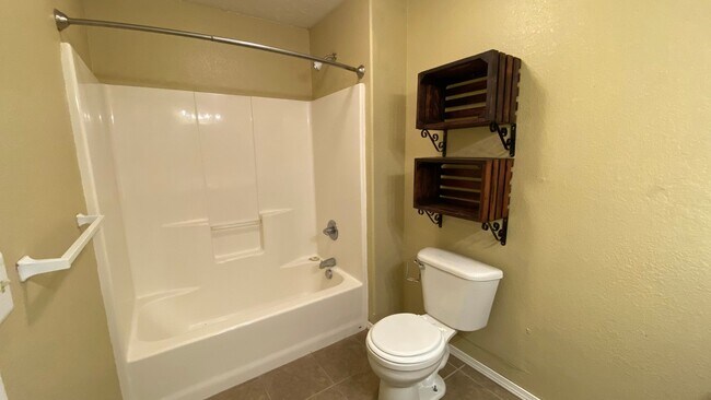 Building Photo - 287 Carmel Valley Way