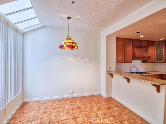 Building Photo - 968 C. Amable