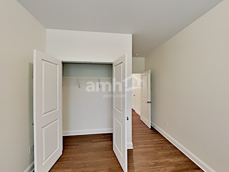 Building Photo - 4906 Durant Ct