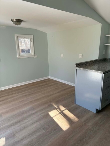 Building Photo - 11 West St