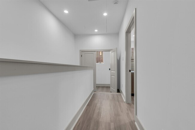 Building Photo - 5302 Kindred Gdn Ln