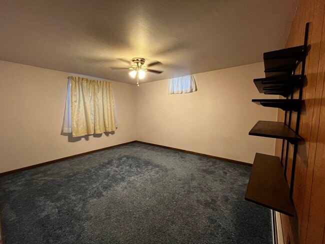 Building Photo - Gorgous Home For Rent In Brush!