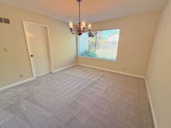Building Photo - Gorgeous Almaden Valley Home Near Almaden Lake Park!