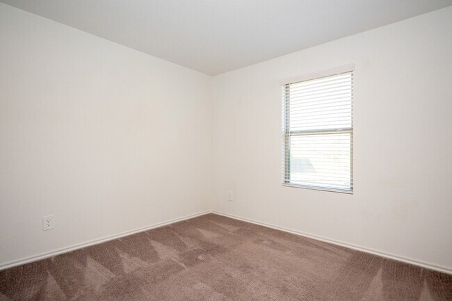 Building Photo - 5403 Rosser Ruby Way