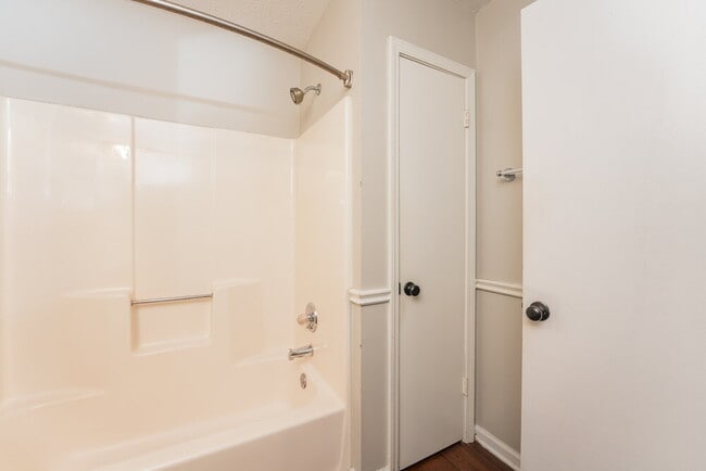 Building Photo - 1589 Cherry Hill Rd SW