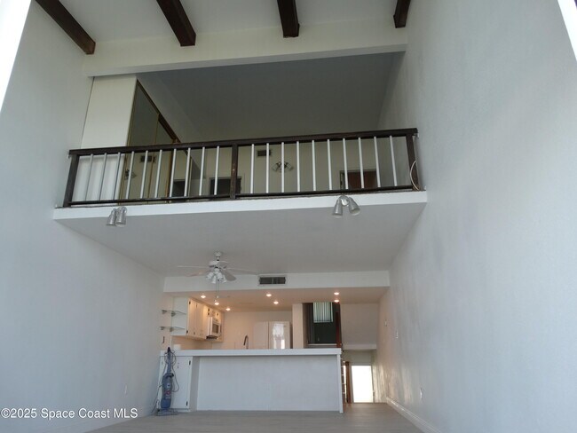 Building Photo - 5050 Ocean Beach Blvd