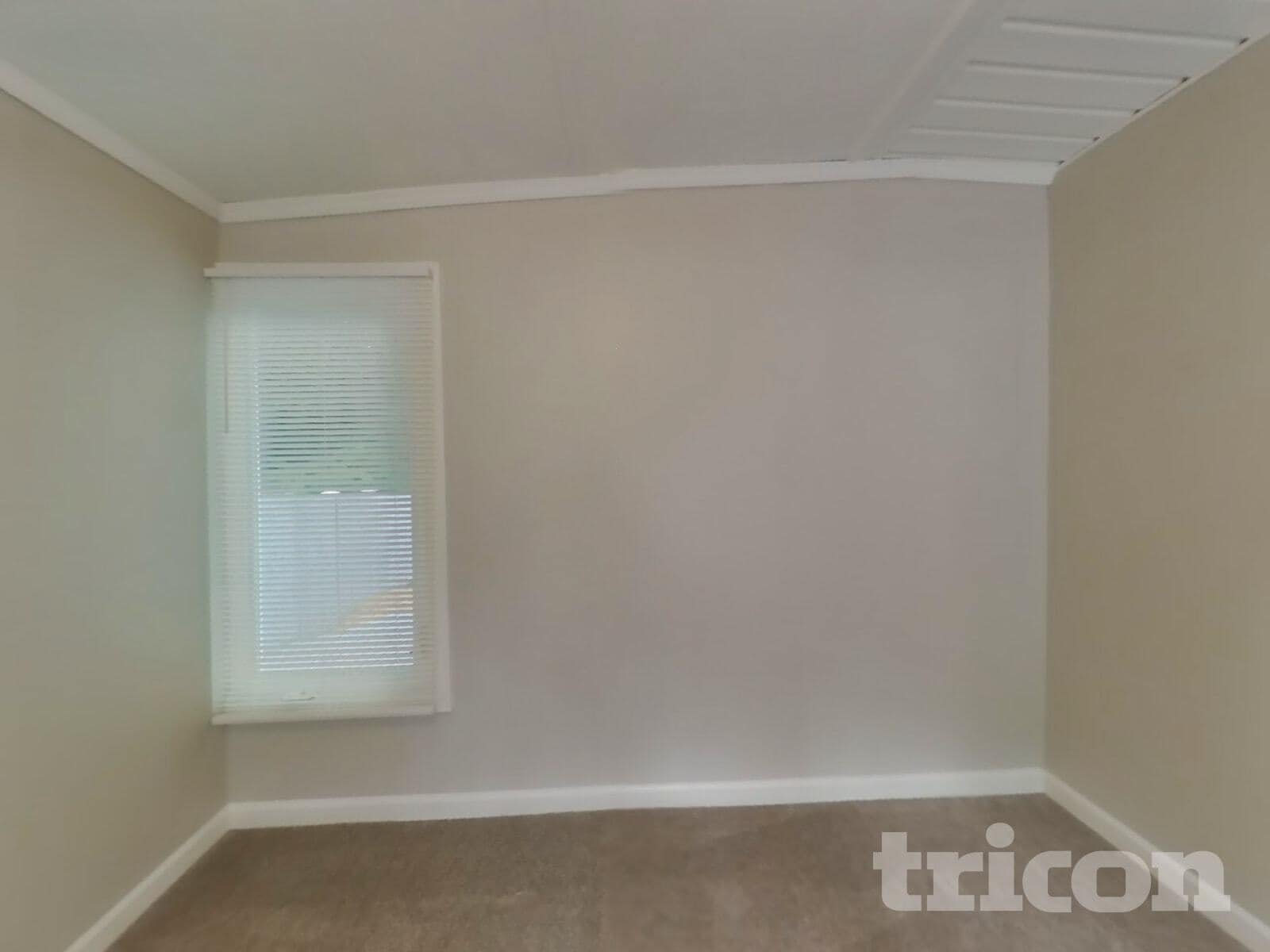 Building Photo - 636 Sadler Glen Dr