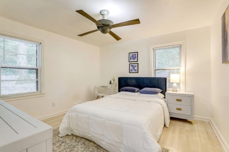 Building Photo - 964 Scott Cir