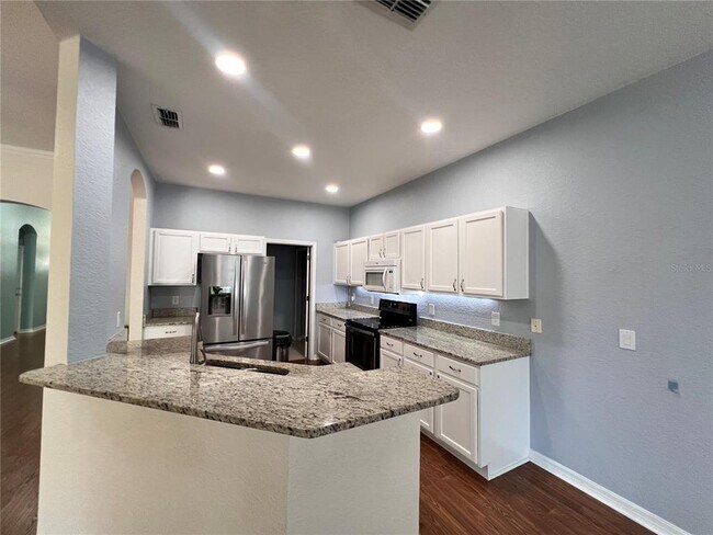 Building Photo - 1161 N Hampton Dr