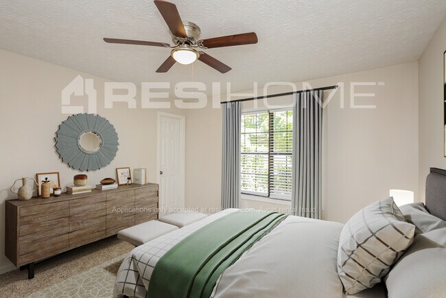 Building Photo - 4276 Falcon Crest Dr