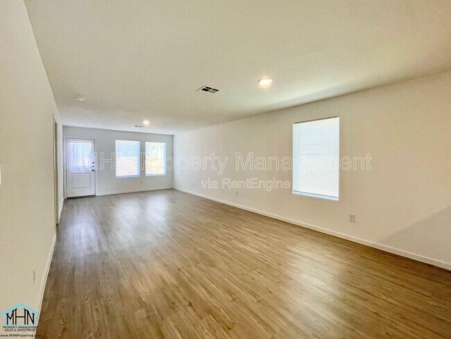 Building Photo - 12931 Kathleen St