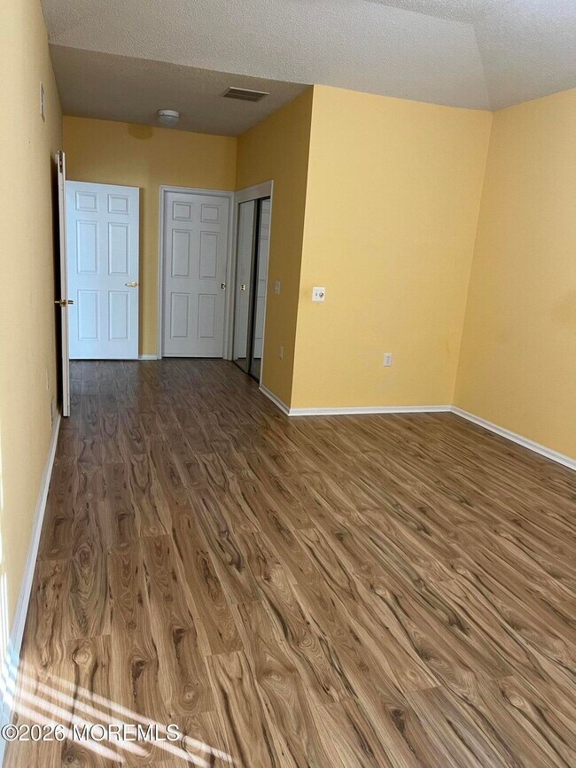 Building Photo - 11 Umberland Pl