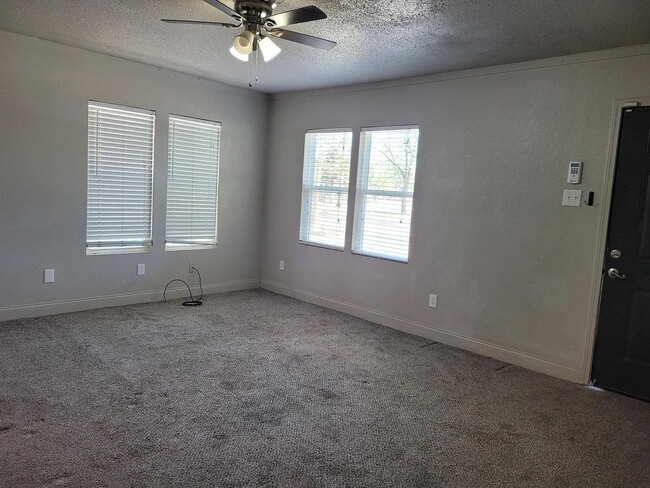 Building Photo - 2404 Avenue U