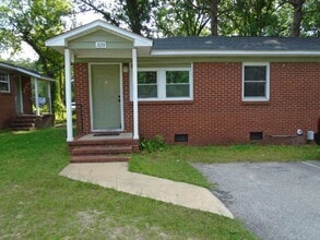 Building Photo - 320 Old Shaw Rd