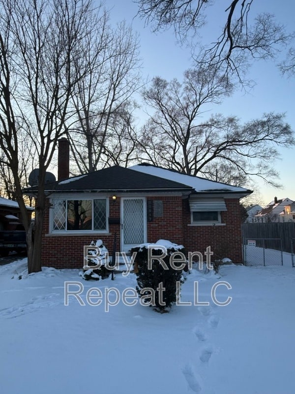 Building Photo - 22847 Panama Ave