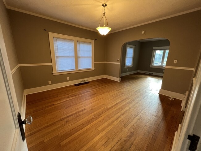 Building Photo - 2713 Arlington Ave