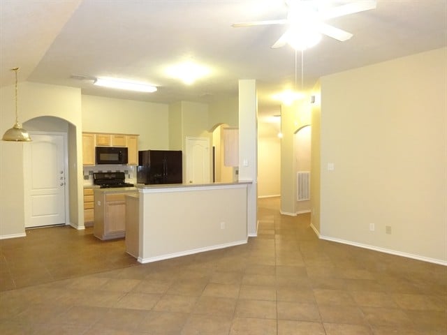 Building Photo - 20335 Mammoth Falls Dr