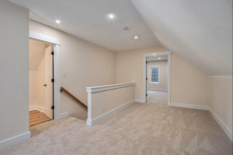 Building Photo - 506 W Morgan Ave