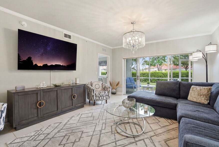 Building Photo - 7831 Regal Heron Cir