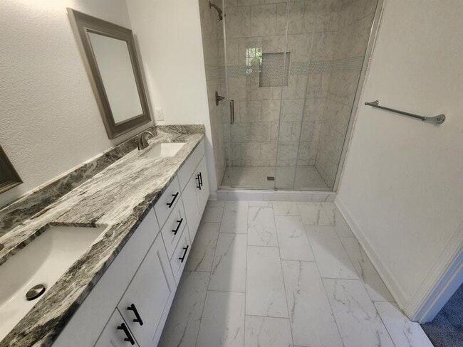 Building Photo - 4859 Town Point Road