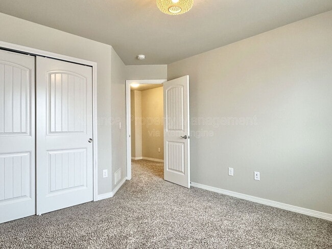 Building Photo - 6039 Jorie Rd