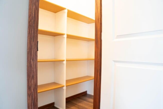 Building Photo - 1139 SW 6th St