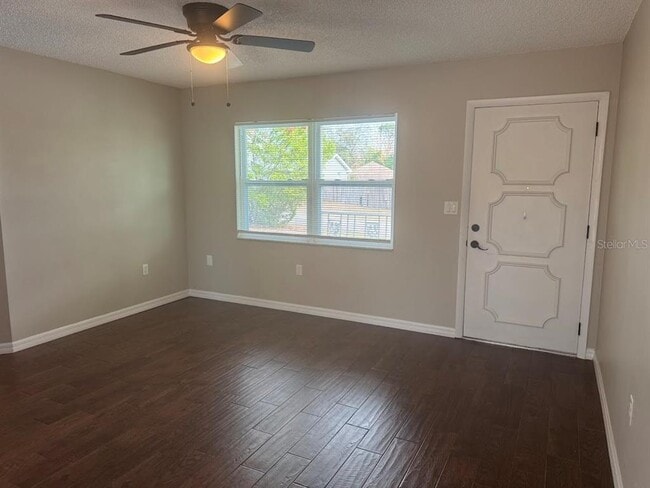 Building Photo - 1405 Galveston Ave