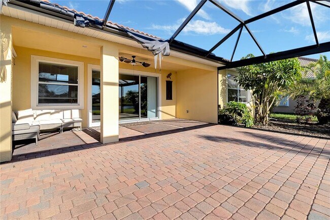 Building Photo - 6289 Falcon Lair Dr
