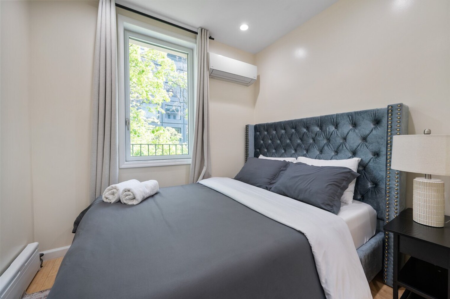 Building Photo - 318 E 62nd St