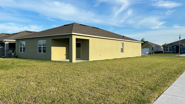 Building Photo - 3241 Silas Dr