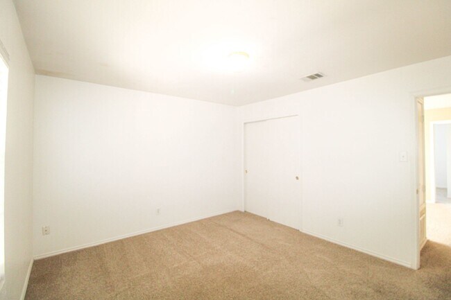 Building Photo - 20823 Blue Trinity