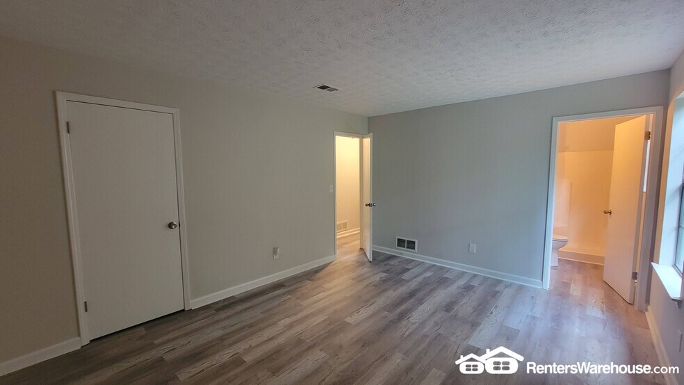 Building Photo - 1909 Suwanee Valley Rd NW