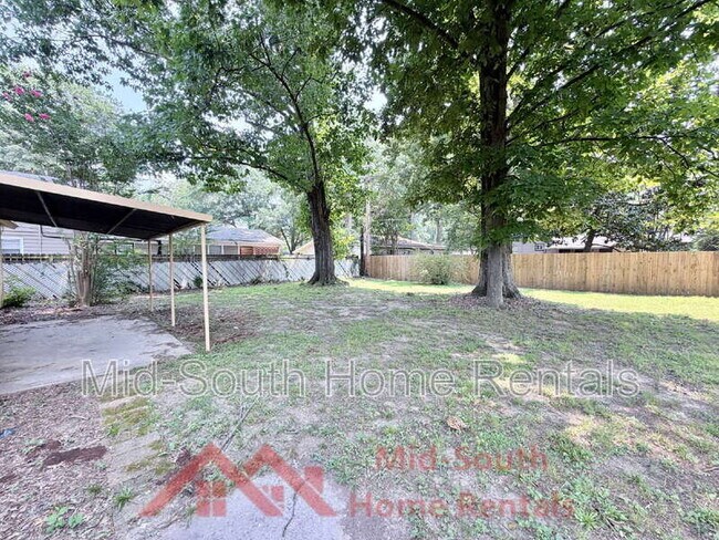 Building Photo - 1521 Abernathy Rd