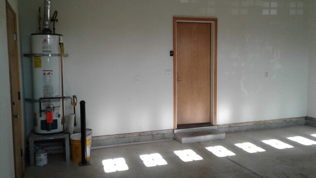 Building Photo - Desirable area of Central Point - Single S...