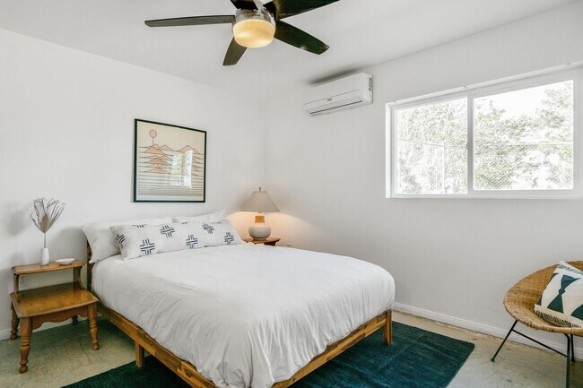 Building Photo - Modern 3-Bedroom Desert Bungalow with Stunning Views – Unfurnished - Price reflects MOVE IN SPECI...