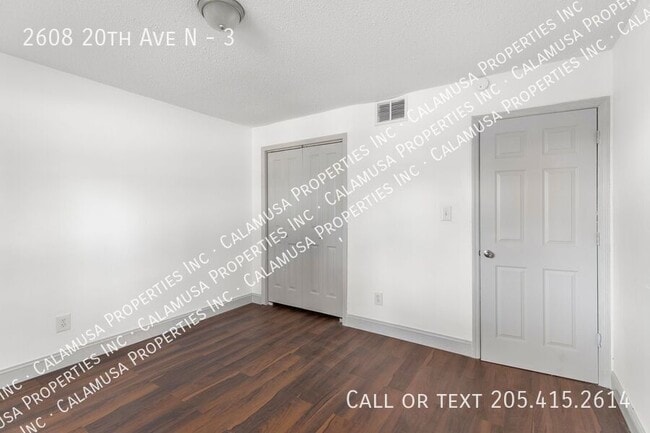 Building Photo - 2608 20th Ave N