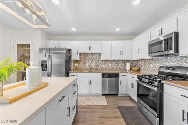 Building Photo - 302 Quail Dove Ave