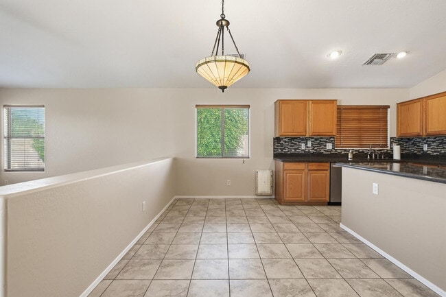Building Photo - 5339 W Kaler Cir