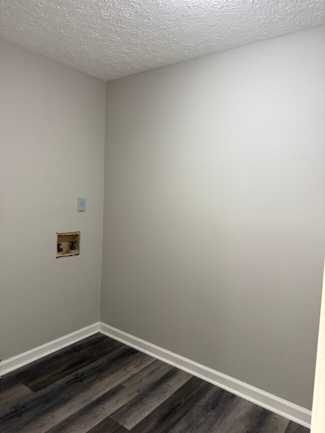 Building Photo - 10415 Virginia Pine Ln