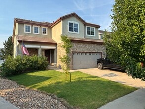 Building Photo - Beautiful 3-Bedroom, 3-Bathroom 2-Story Ho...