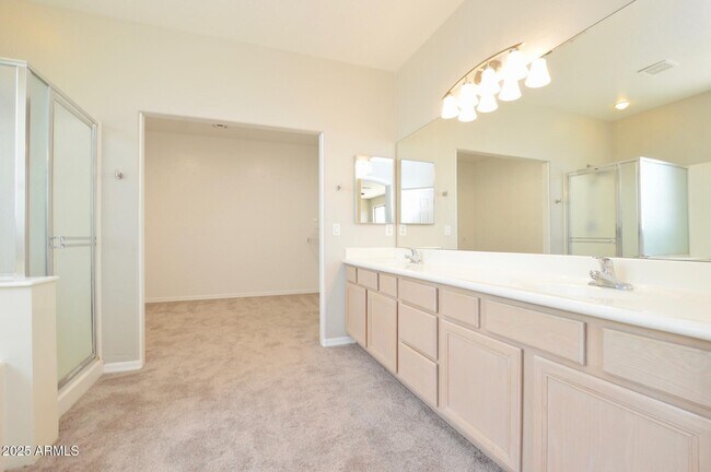 Building Photo - 14605 W Verde Ln